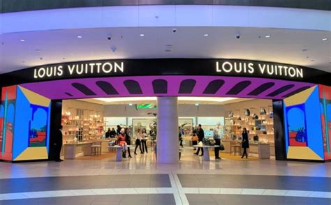 aeroporto fiumicino louis vuitton|Louis Vuitton firenze italy.